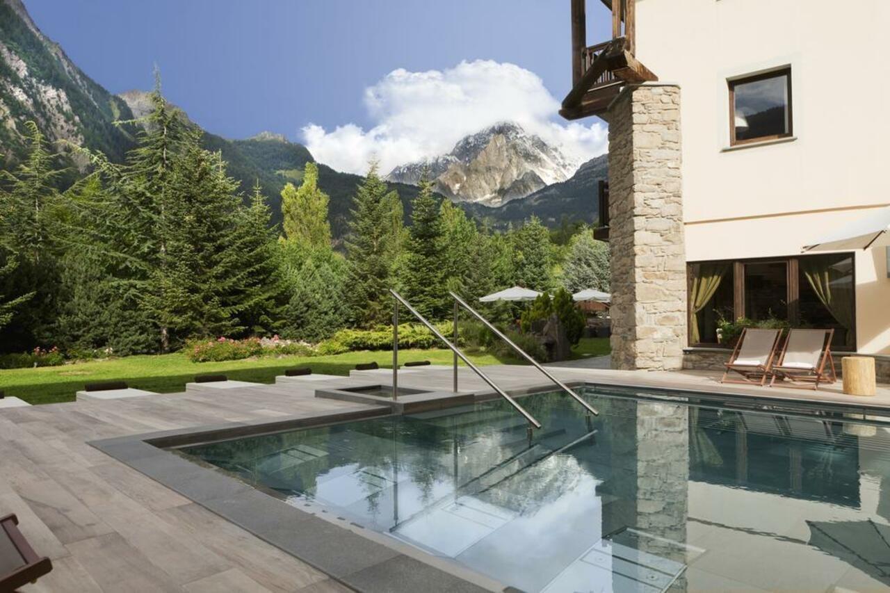 Qc Termemontebianco Hotel Pré-Saint-Didier Buitenkant foto