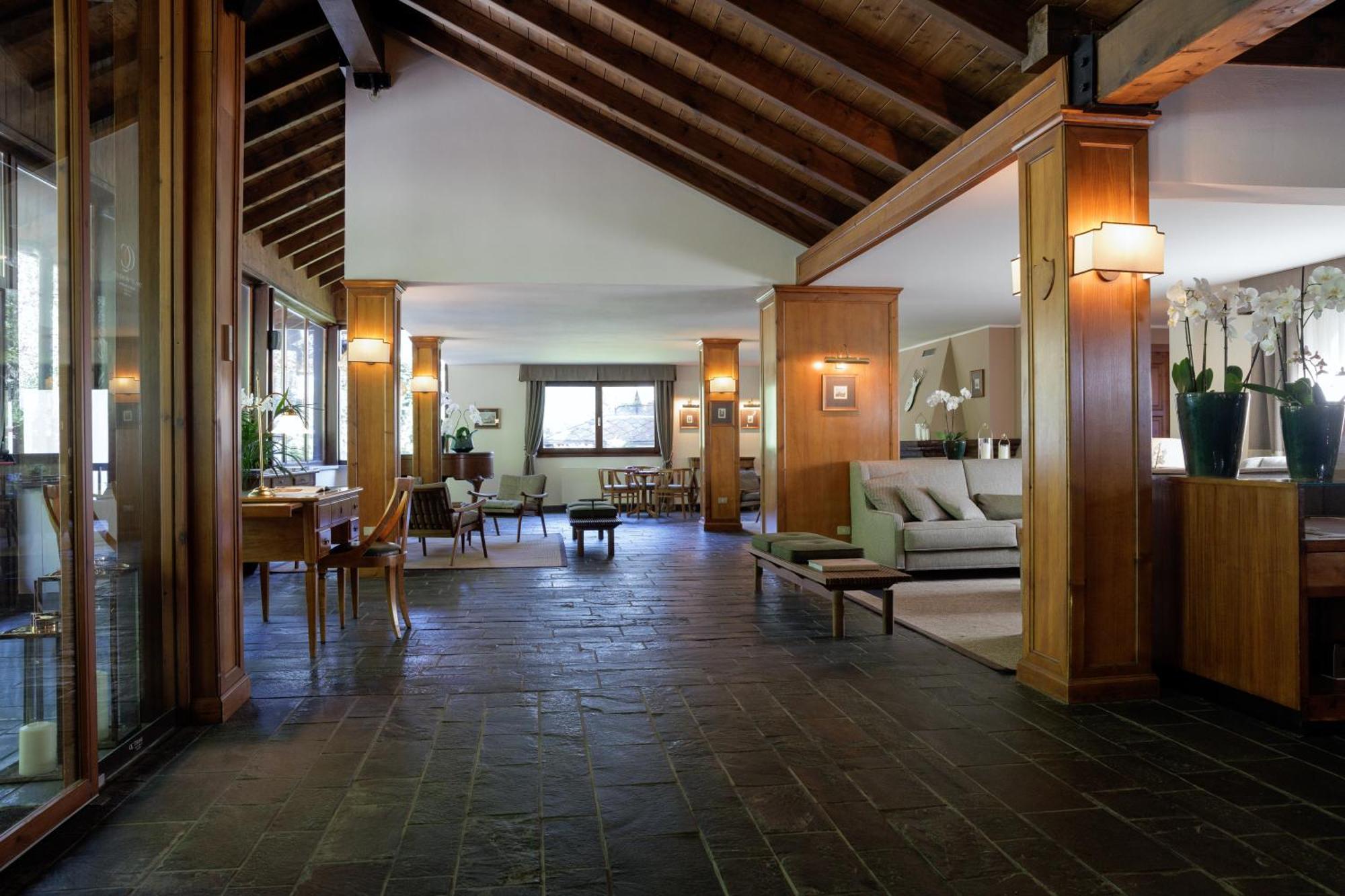 Qc Termemontebianco Hotel Pré-Saint-Didier Buitenkant foto