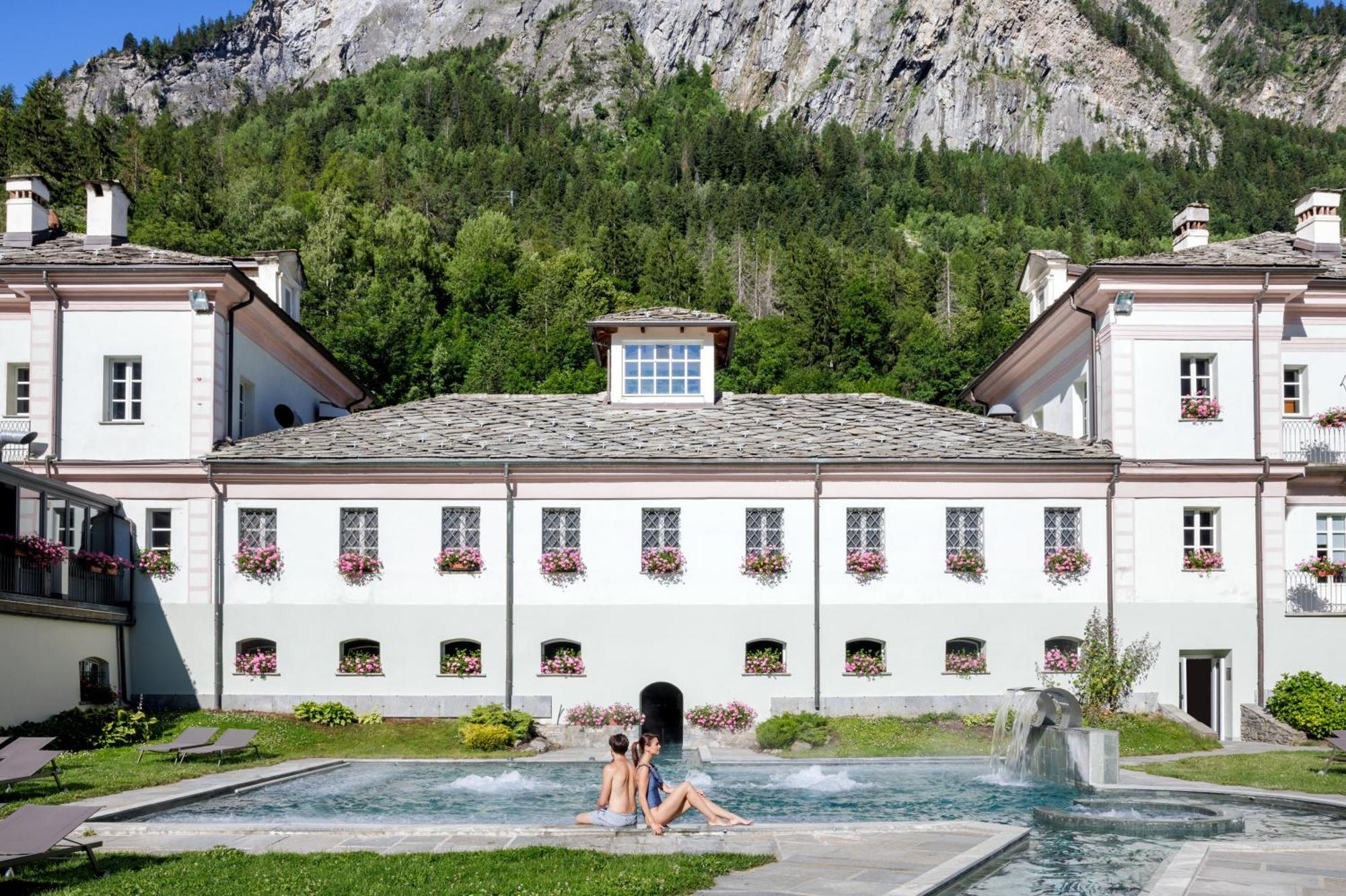 Qc Termemontebianco Hotel Pré-Saint-Didier Buitenkant foto