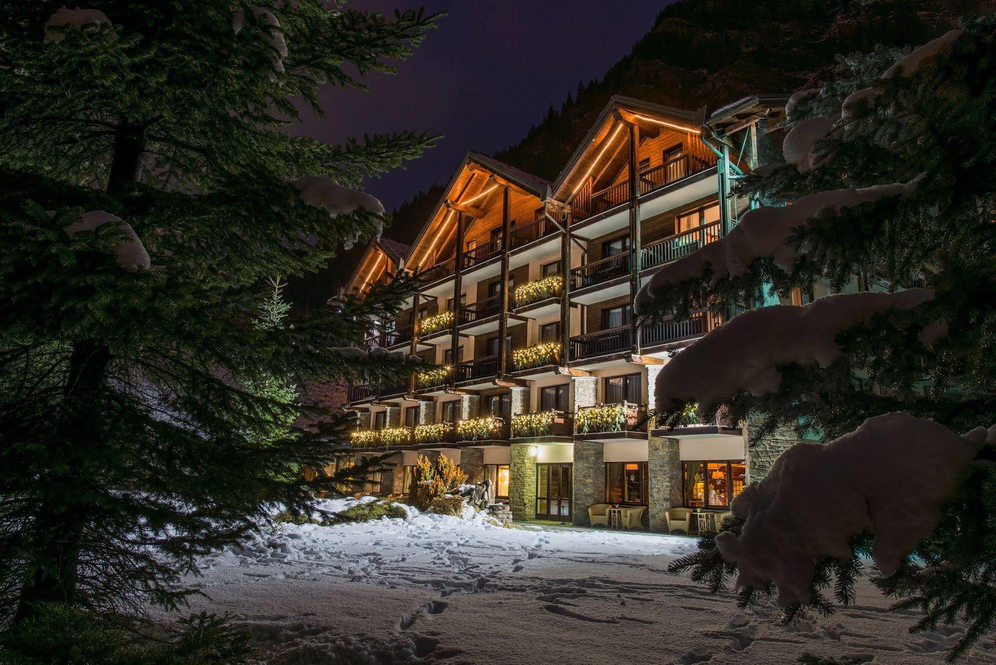 Qc Termemontebianco Hotel Pré-Saint-Didier Buitenkant foto